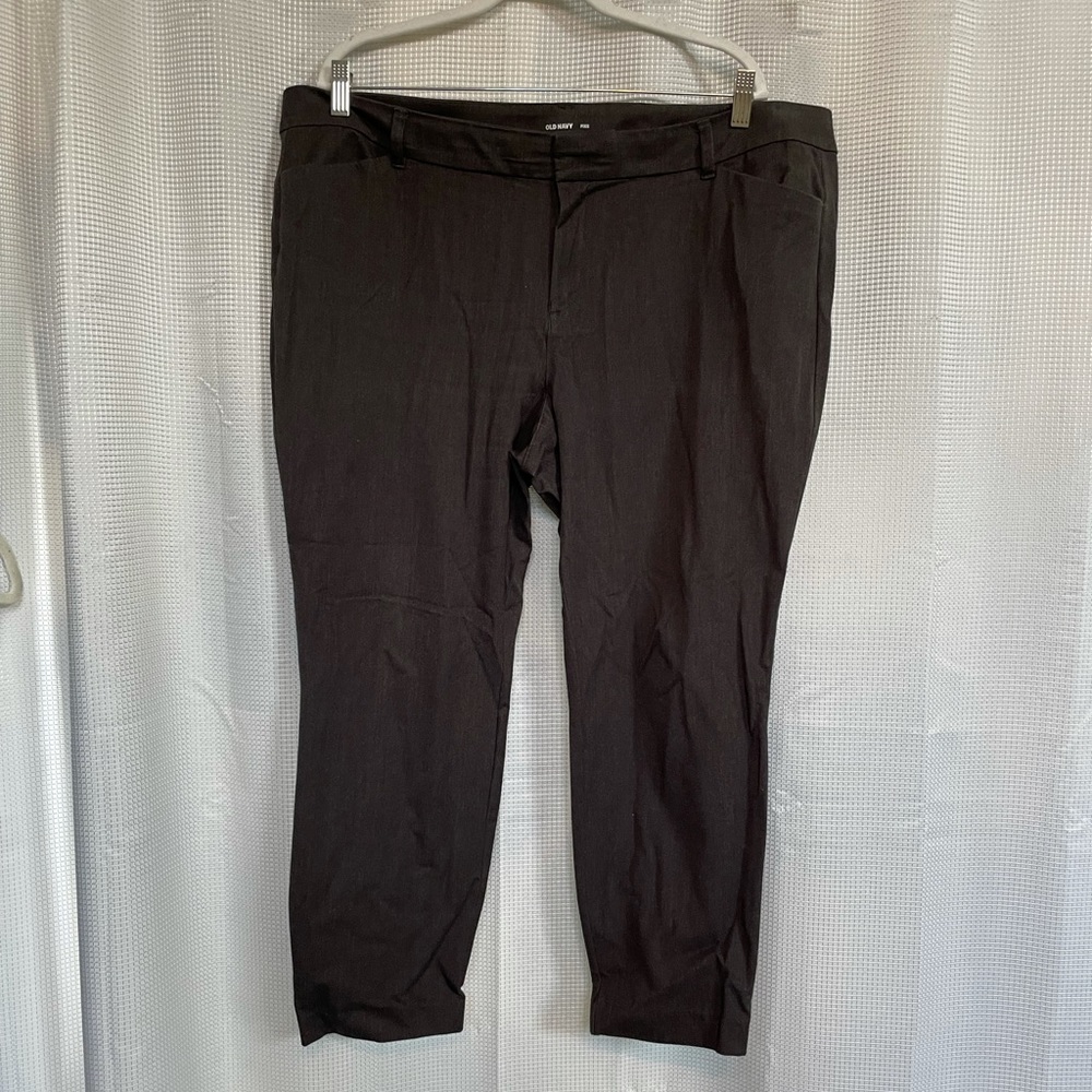 Old Navy Gray Pixie Pants